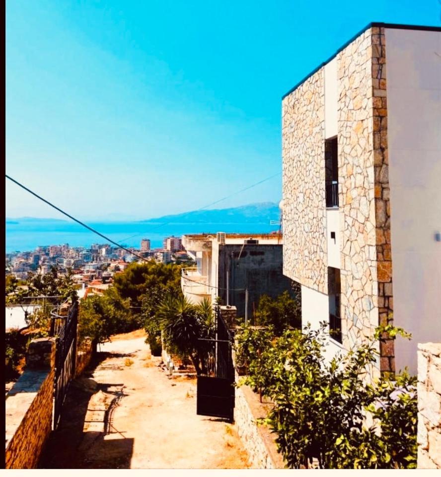 Comfort Guest Rooms Vila Hm Sarandë Exteriör bild