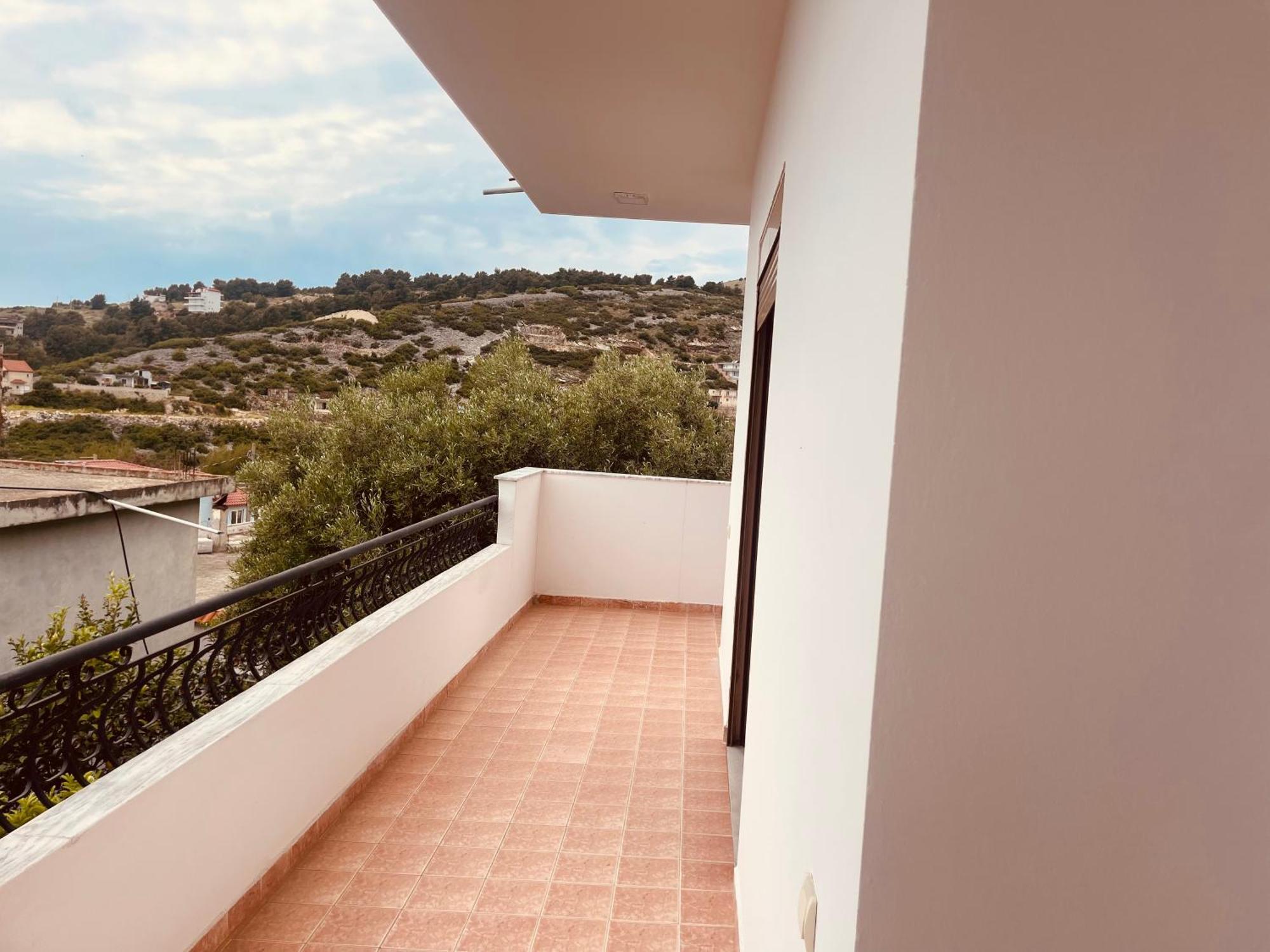Comfort Guest Rooms Vila Hm Sarandë Exteriör bild